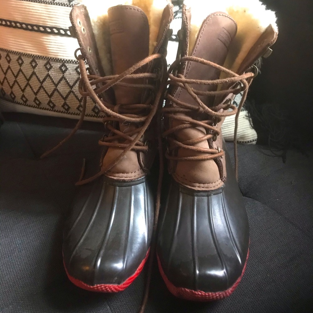 Sperry size 7
